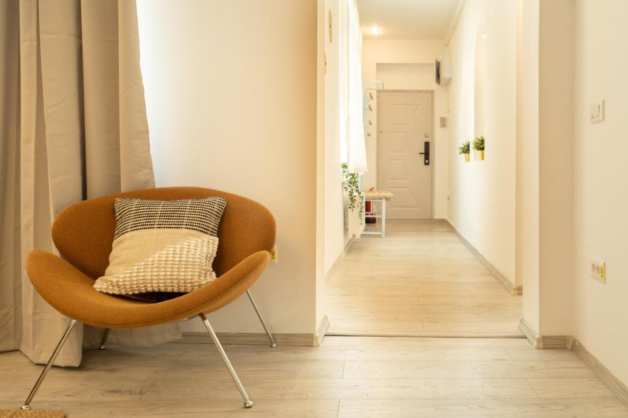 Ideal Stay: Spacious 2Br Apt Near Calea Victoriei Bucharest Exterior photo