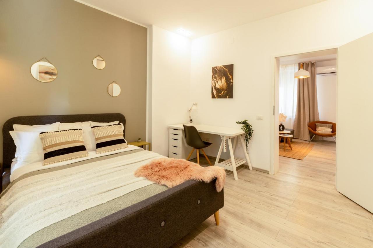 Ideal Stay: Spacious 2Br Apt Near Calea Victoriei Bucharest Exterior photo